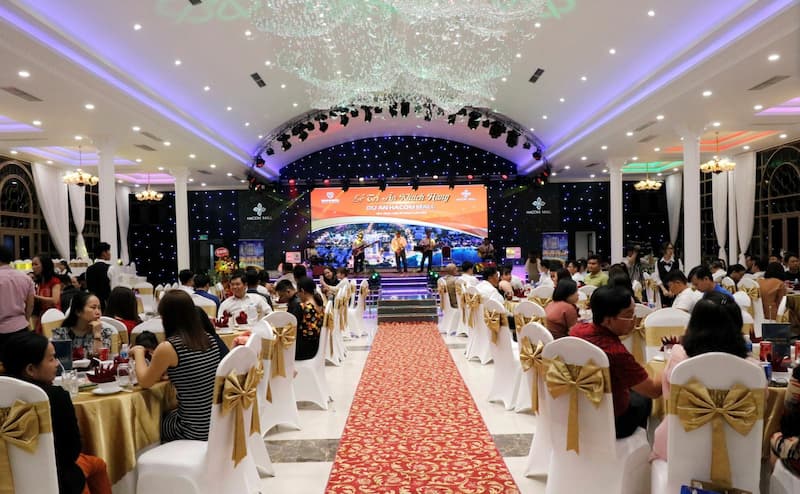 Toàn cảnh lễ tri ân khách hàng hacom mall