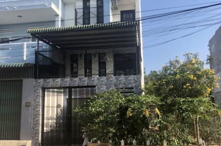 bán nhà cách biển 1km