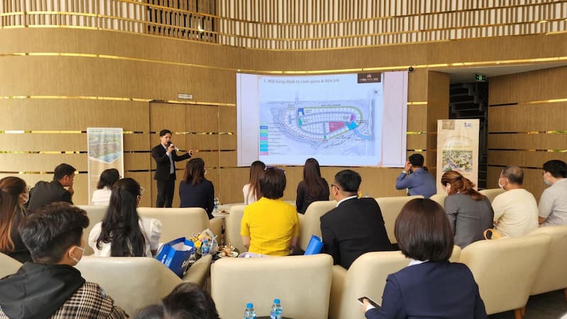 BĐS hạng sang và nhà vừa túi tiền thanh khoản ổn định trong năm 2023