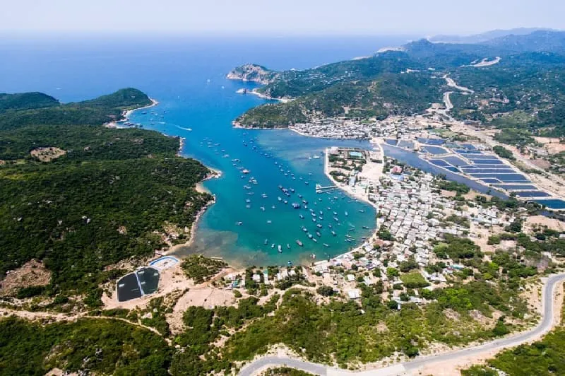 vịnh vĩnh hy nam khánh hoà