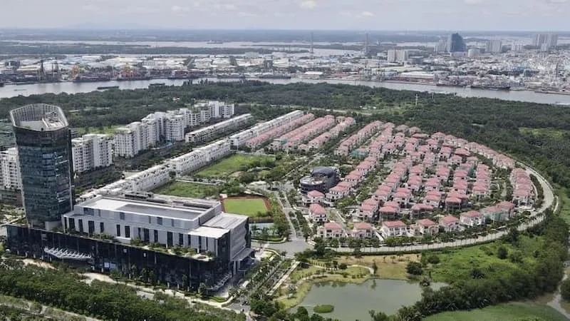 Thị Trường Bất Động Sản 2025: Dịch Chuyển Sang Dòng Tiền Thực Và Phân Hóa Mạnh Về Giá