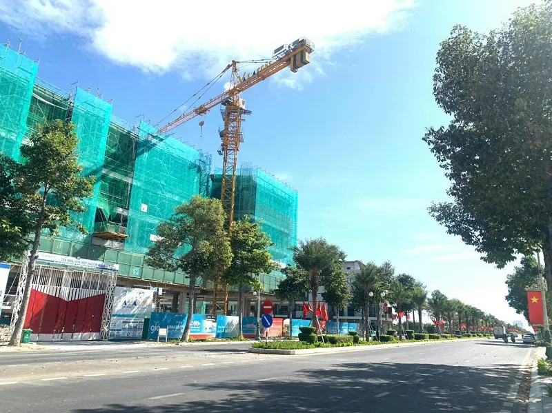 tiến độ công trường hacom tower